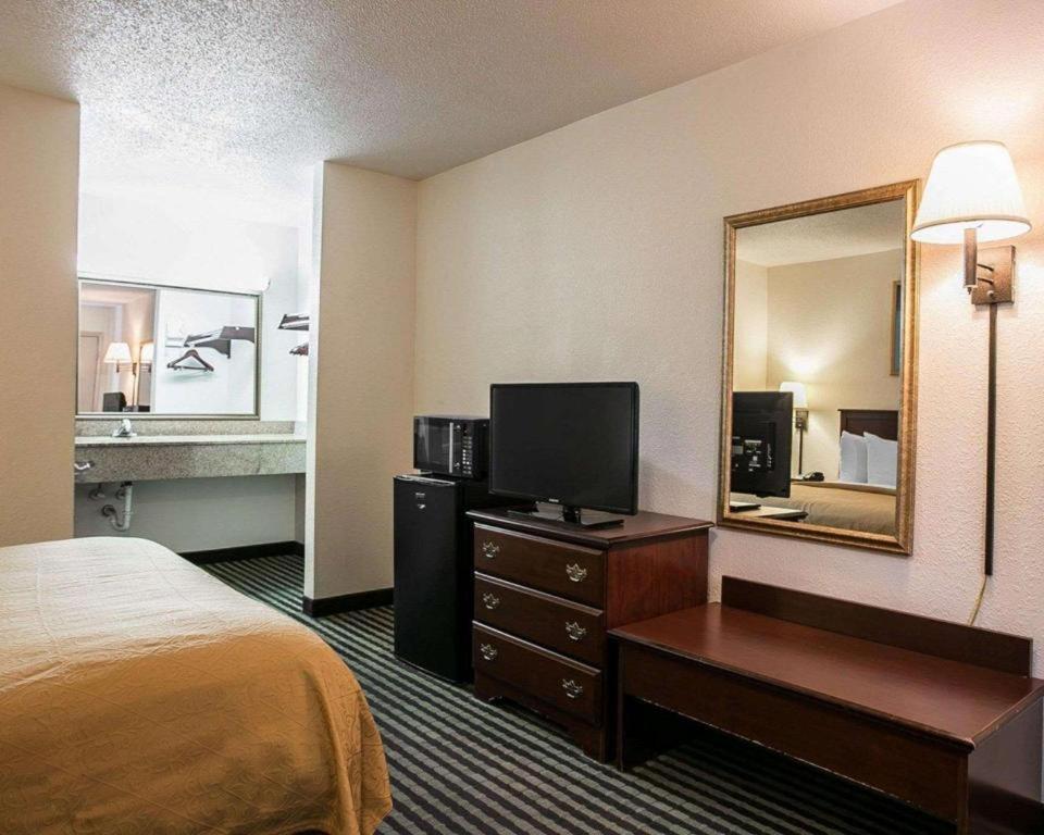 Quality Inn Columbia Airport West Columbia Exterior foto