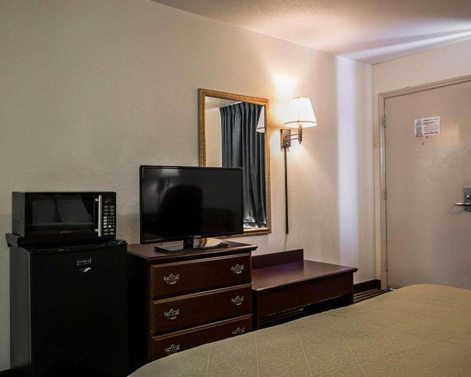 Quality Inn Columbia Airport West Columbia Exterior foto
