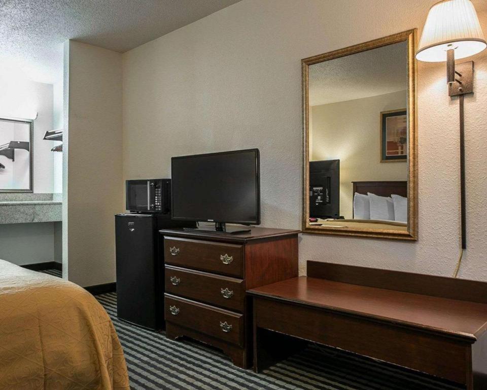 Quality Inn Columbia Airport West Columbia Exterior foto