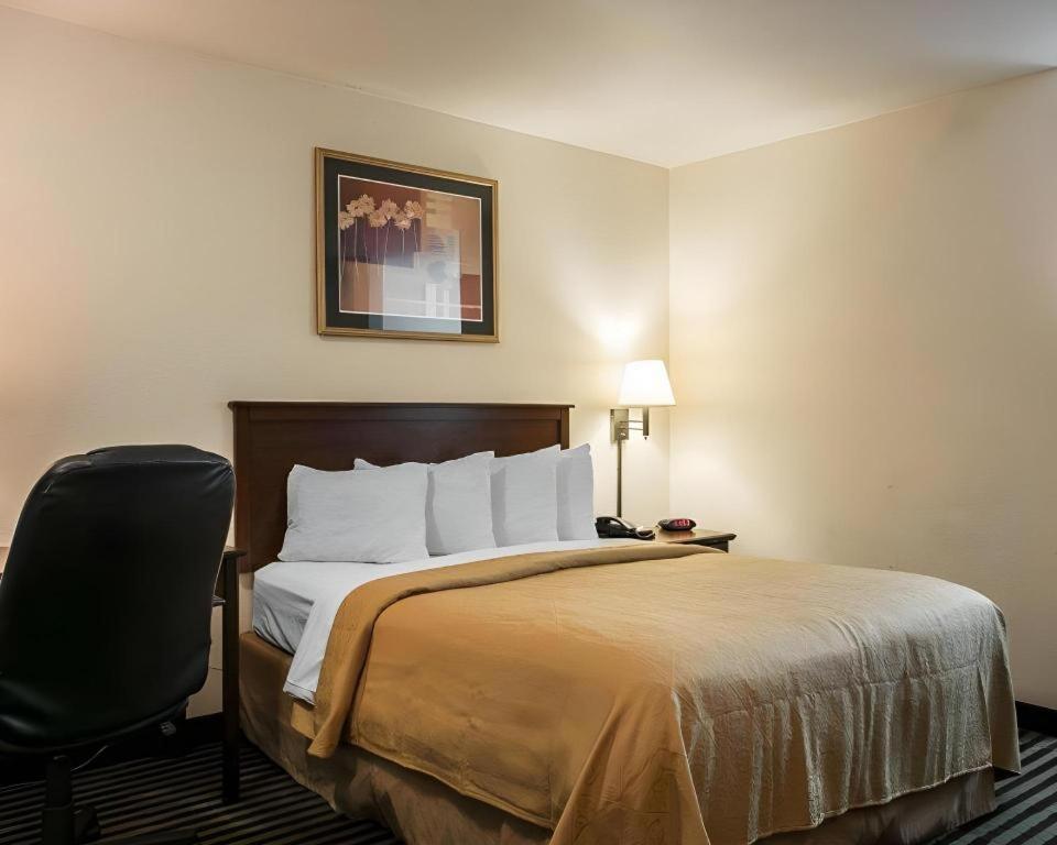 Quality Inn Columbia Airport West Columbia Exterior foto