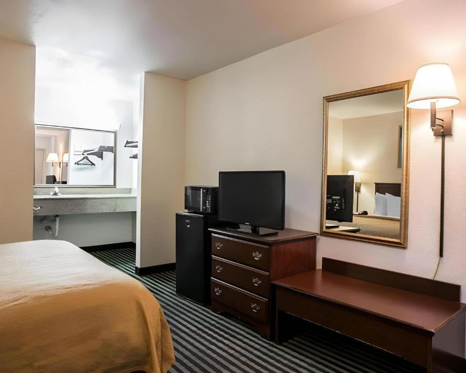 Quality Inn Columbia Airport West Columbia Exterior foto