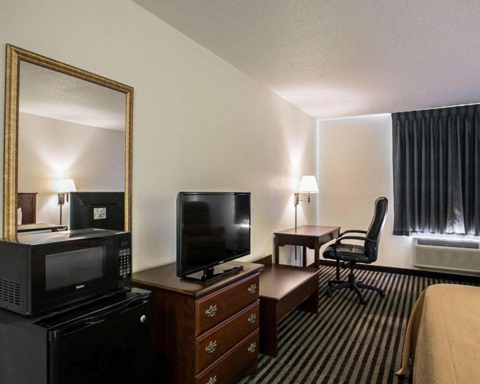 Quality Inn Columbia Airport West Columbia Exterior foto